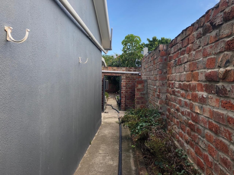 To Let 4 Bedroom Property for Rent in Mill Park Eastern Cape